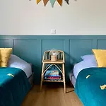 La Comete By Melrose
