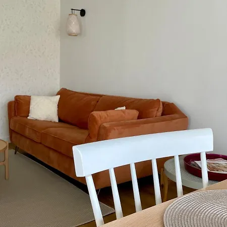 La Comete By Melrose *