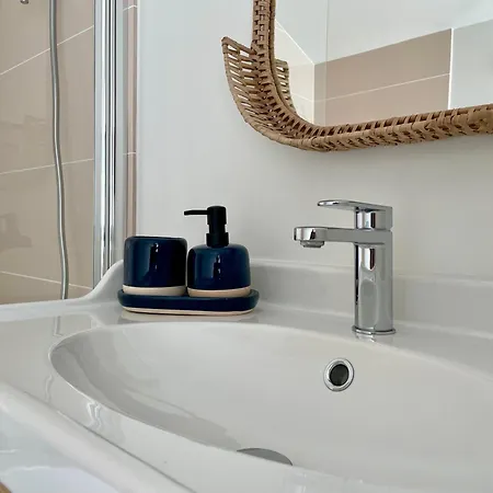 La Comete By Melrose Dom wakacyjny Saint-Côme-de-Fresné