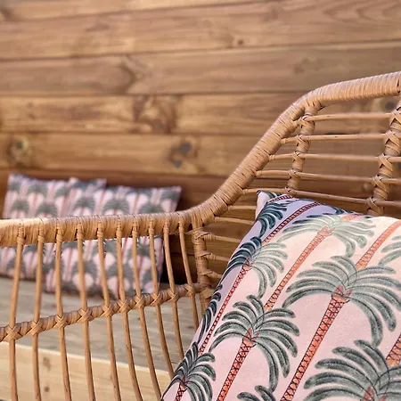 La Comete By Melrose Dom wakacyjny Saint-Côme-de-Fresné