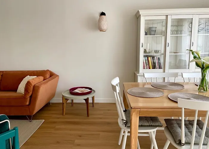 La Comete By Melrose *