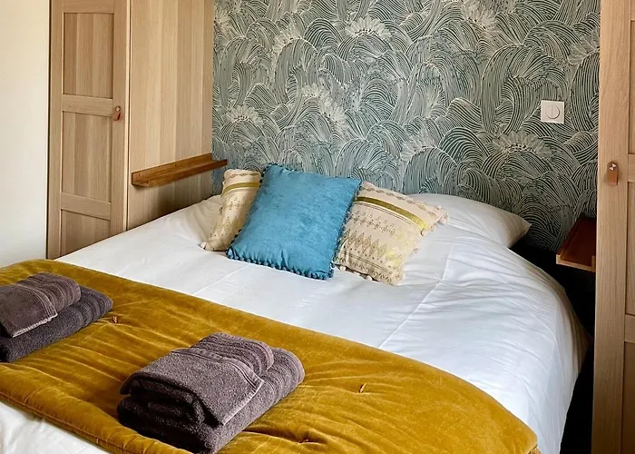 La Comete By Melrose Holiday home *